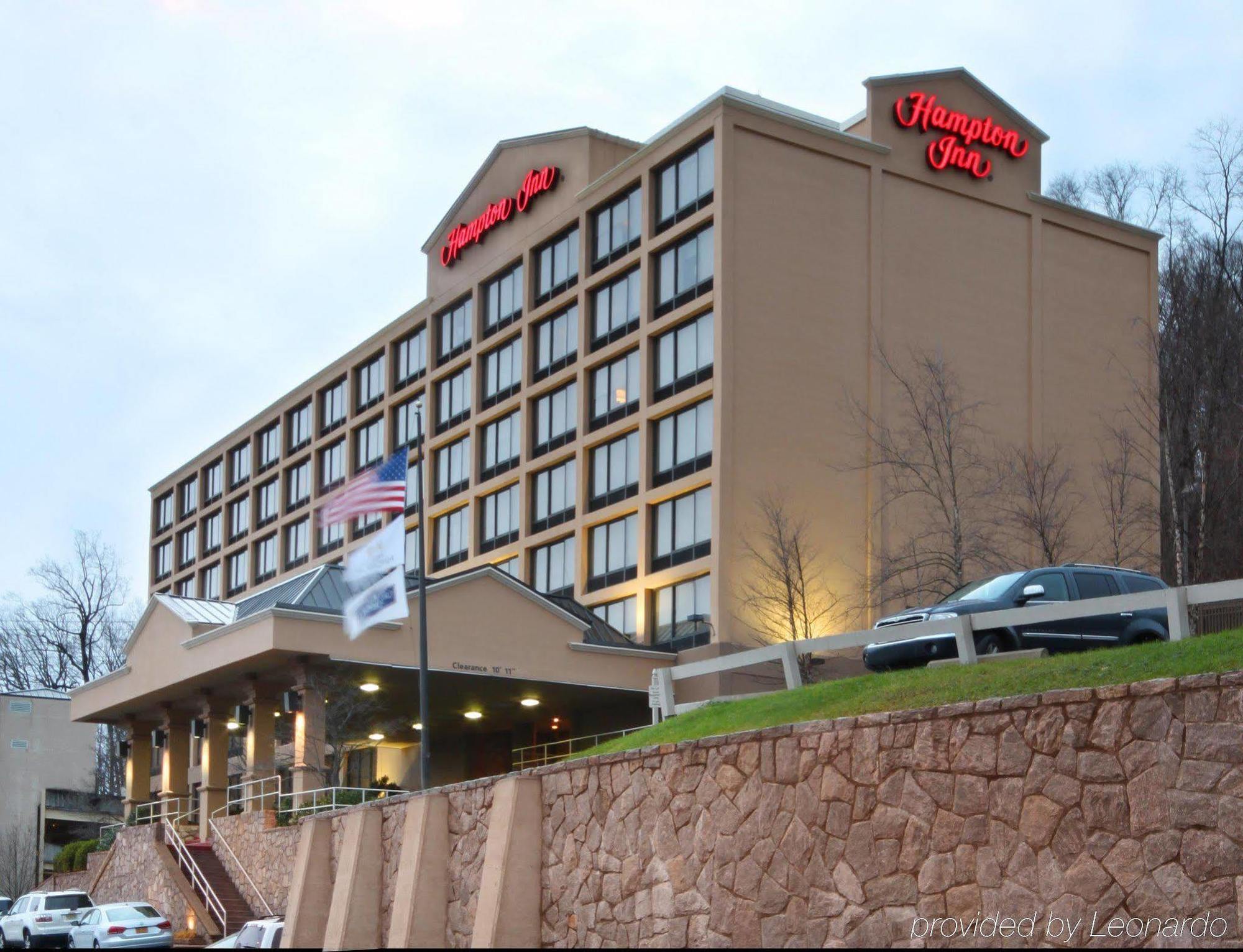 Hampton Inn White Plains/Tarrytown Elmsford Exterior foto